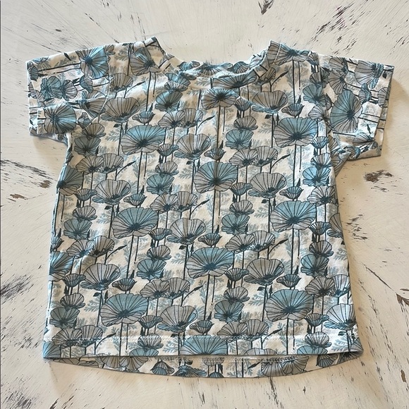 Kate Quinn Aqua Poppy T-Shirt - Picture 1 of 4